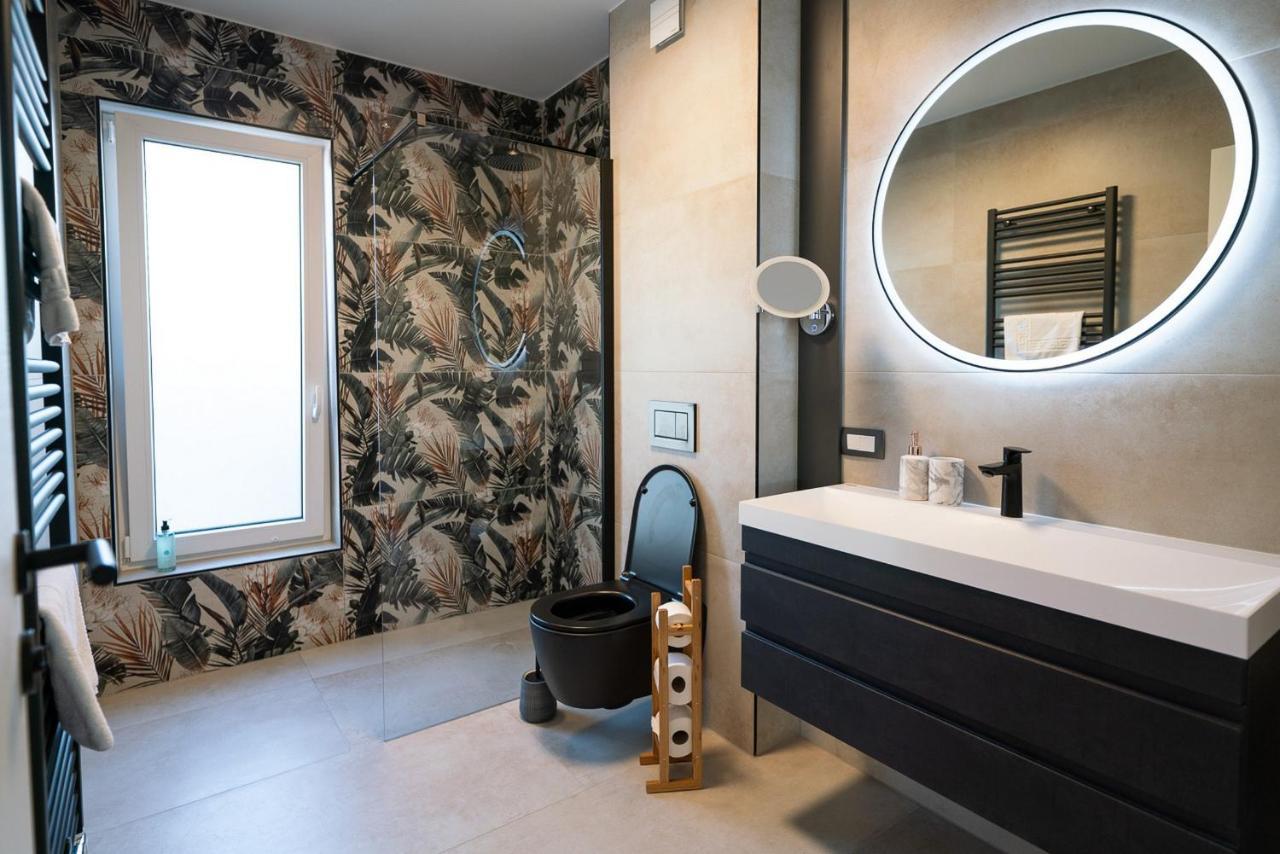Apartments Kras 24 With Pool Sezana Exterior photo