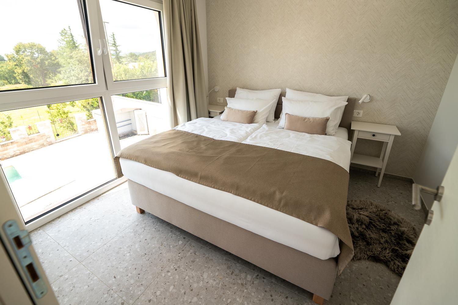 Apartments Kras 24 With Pool Sezana Exterior photo